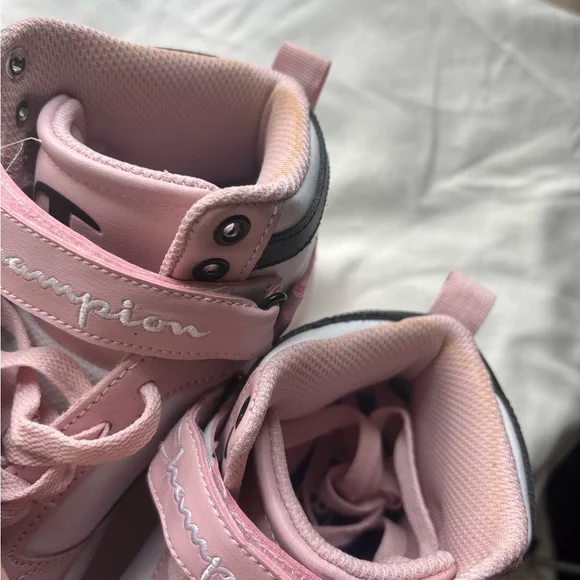 Lightly used Champion Sneakers - Picture 3 of 10